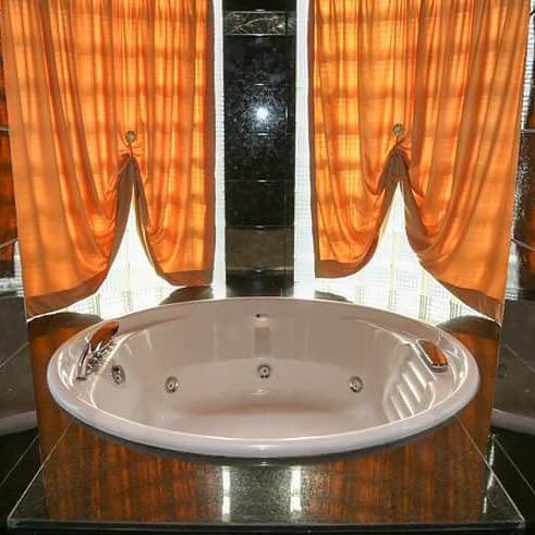 Lux De Paris Hotel Tirana