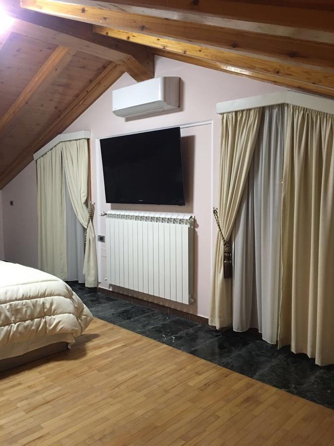 Lux De Paris Hotel